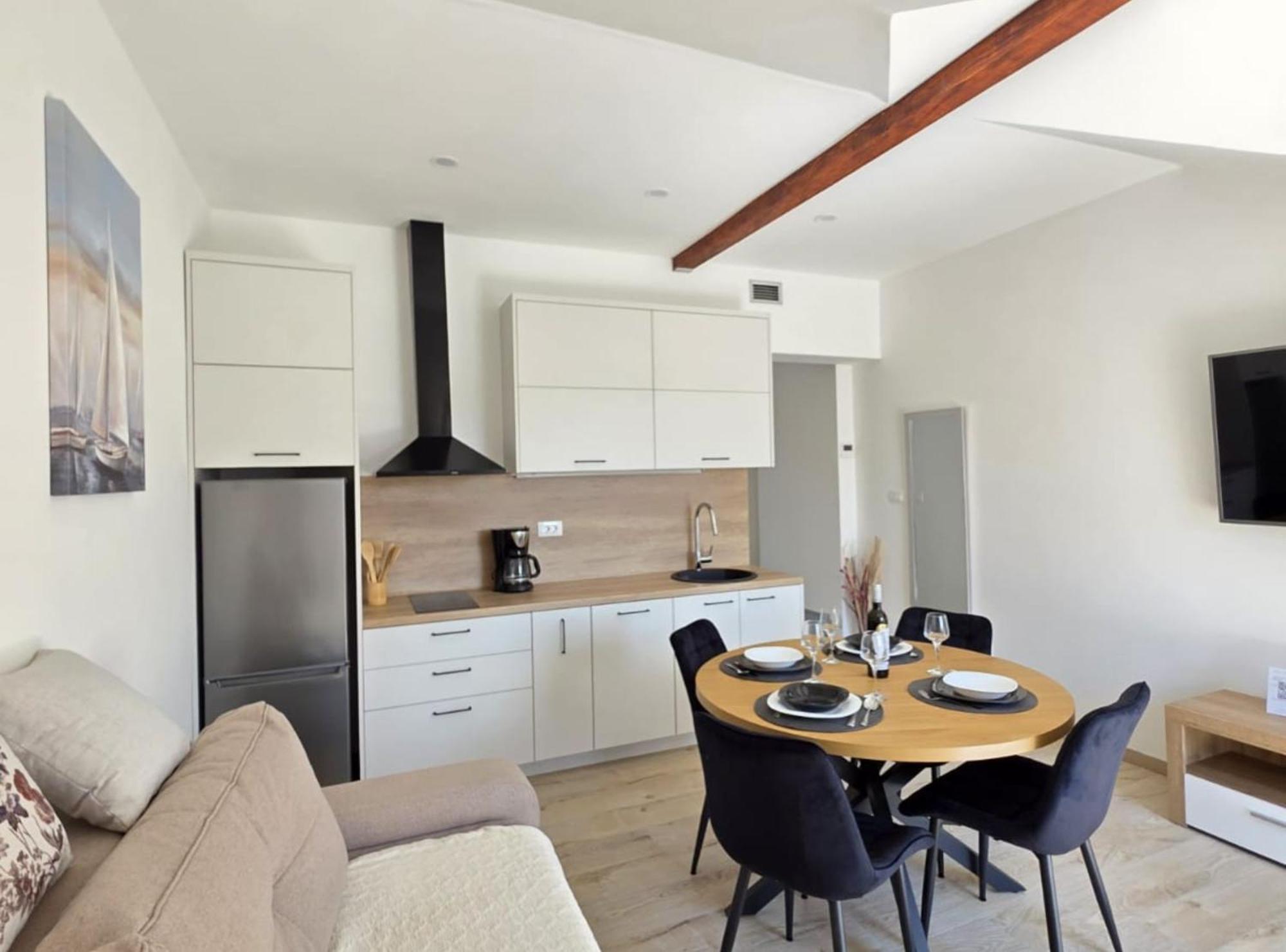 Penthouse Dijana Apartment *